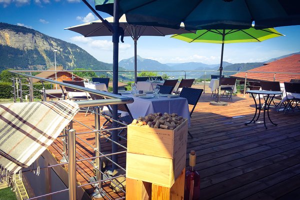 Ouverture de la nouvelle terrasse panoramique unique aux Carroz | Mont-Blanc